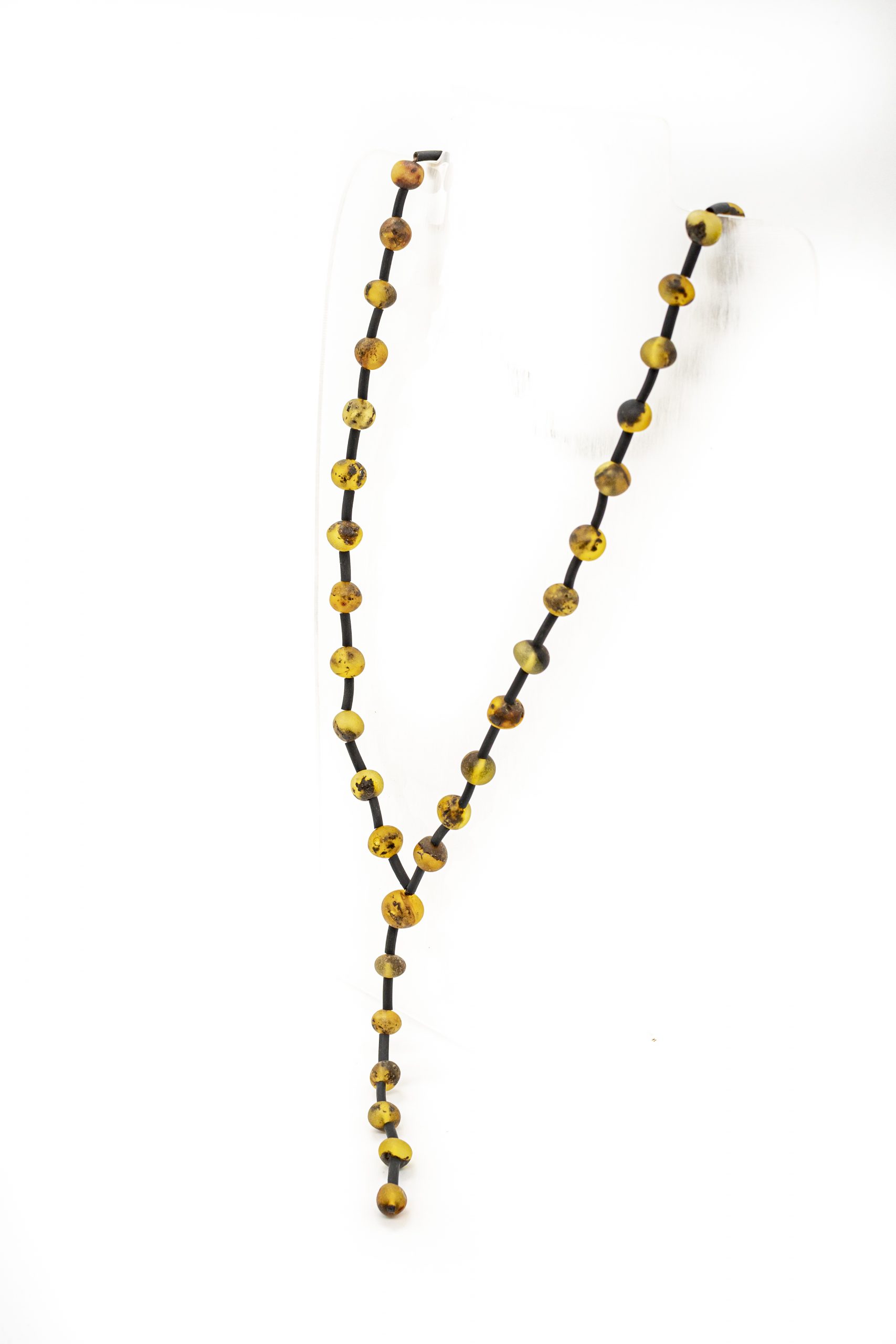 Matinio žalio gintaro karoliai - Image 2