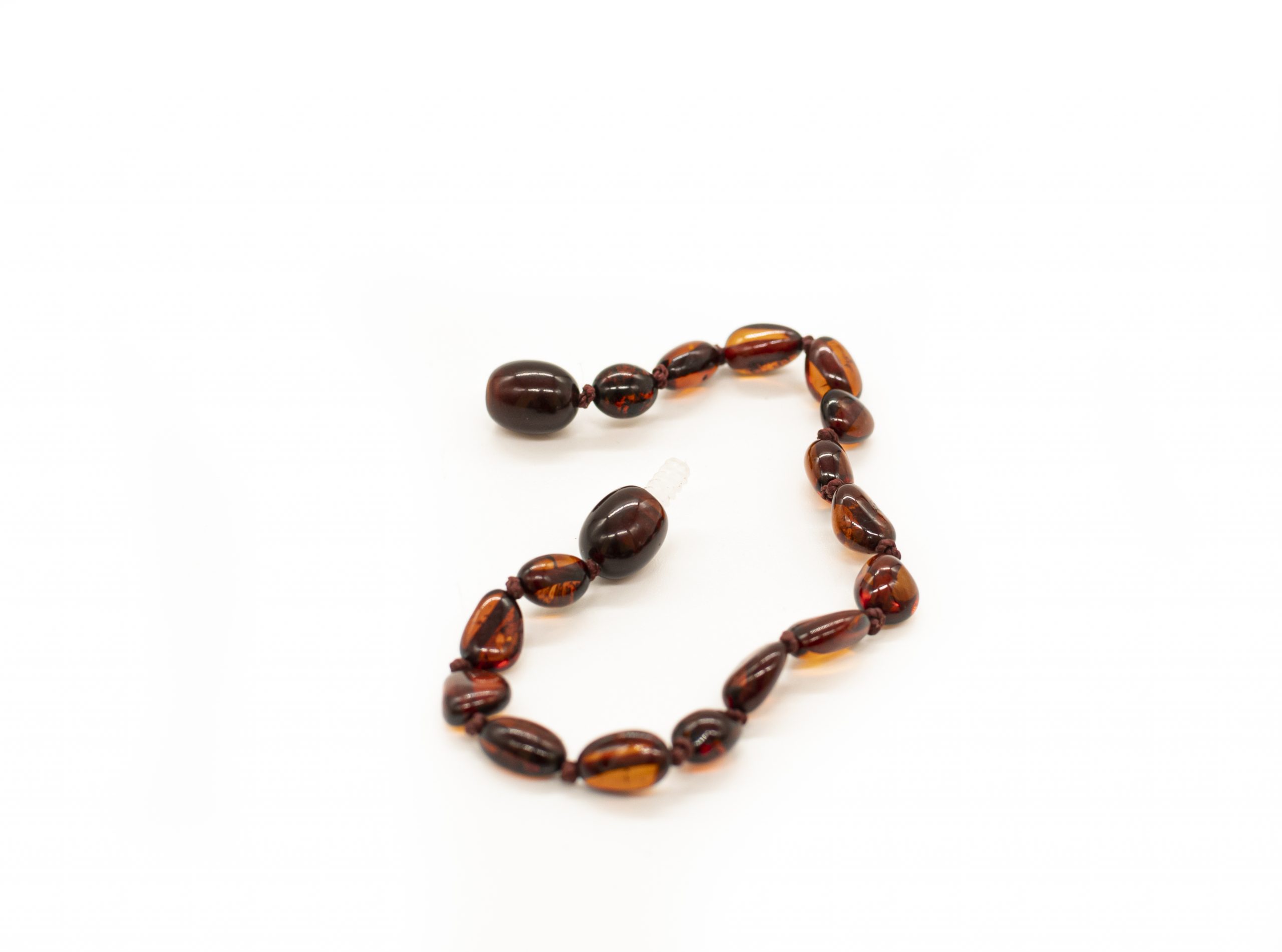 Smulki vaikiška apyrankė