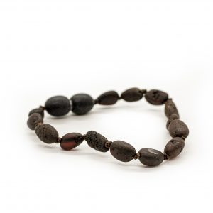 Smulki vaikiška apyrankė