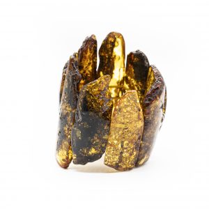 Stambi žalio gintaro apyrankė