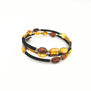 Savaime susisukanti apyrankė