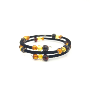 Savaime susisukanti apyrankė