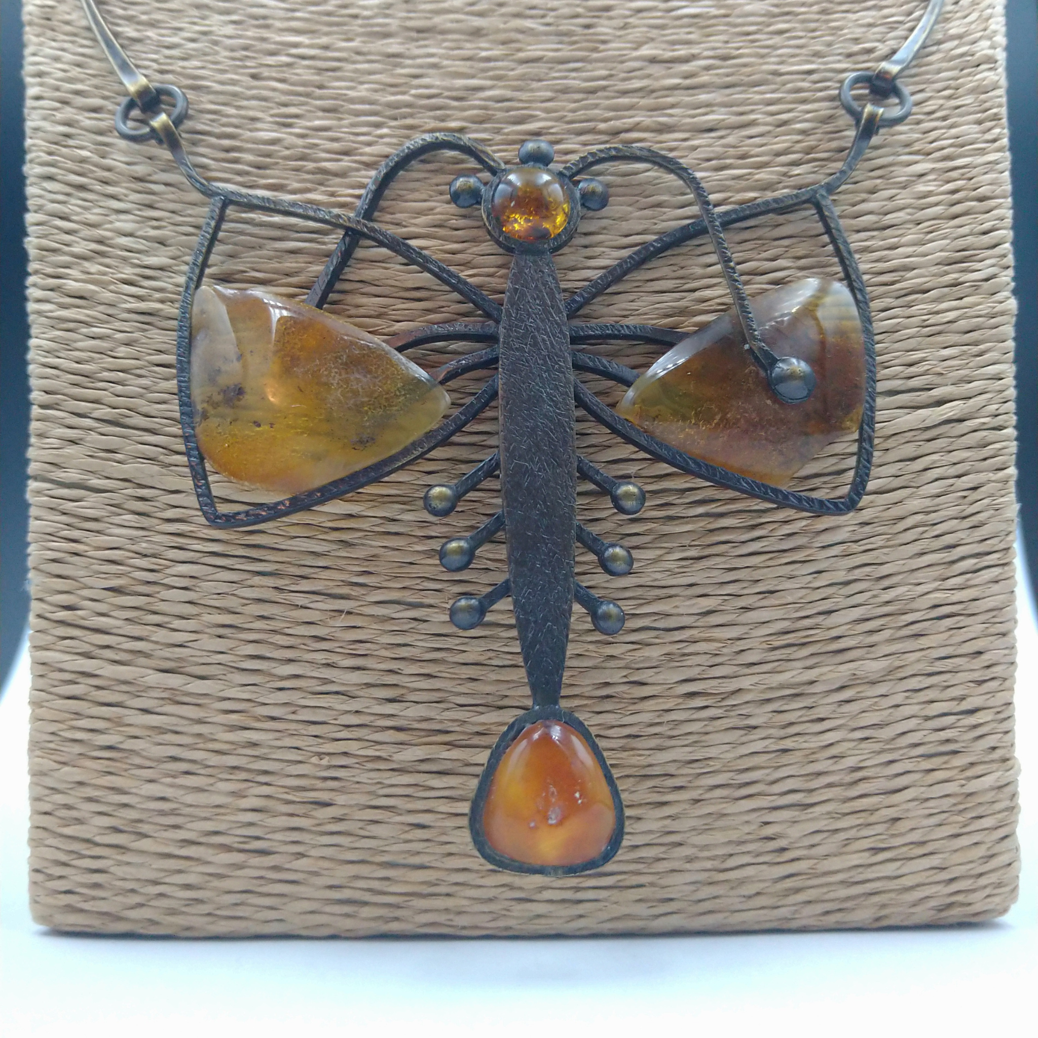 Žalvarinė antkaklė Laumžirgis - Image 3