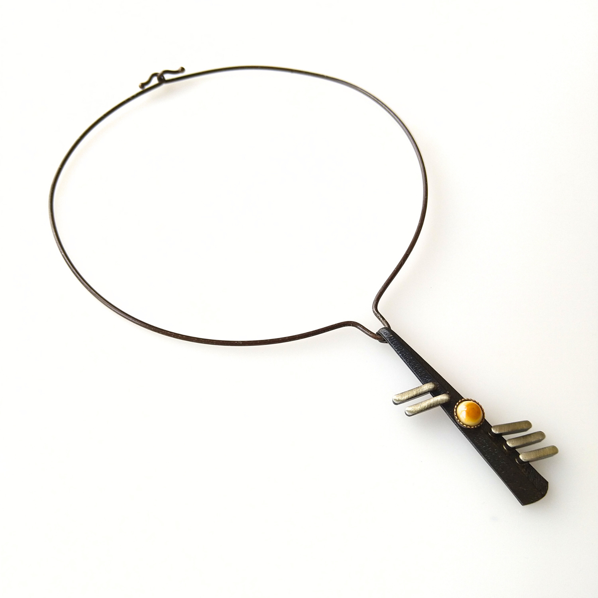 Žalvarinė antkaklė Medis