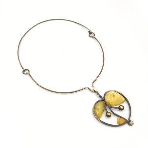 Žalvarinė antkaklė Obuolys geltonas
